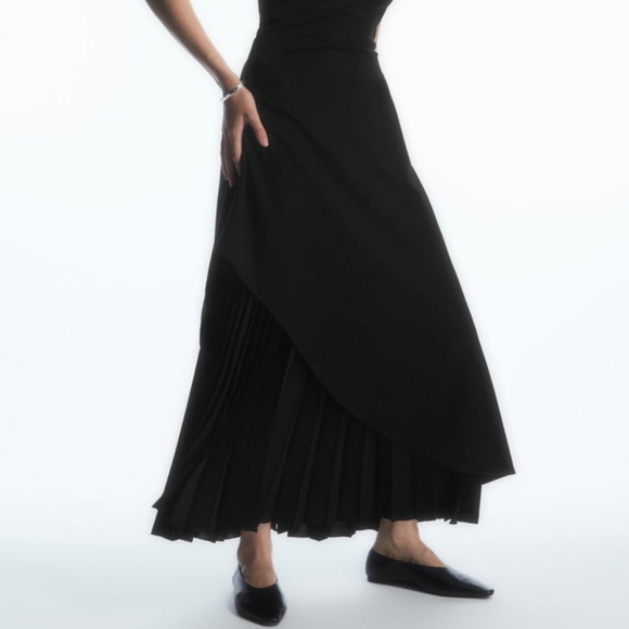 COS pleated midi skirt 2 New - Picture 5 of 9